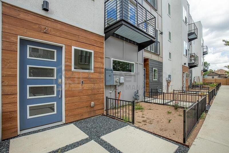 1st image of 811 E Elmira St #2-R