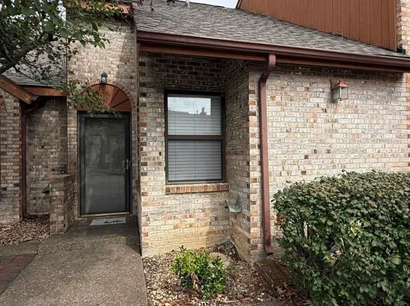 641 Chuck Gray Ct, Owensboro, KY 42303