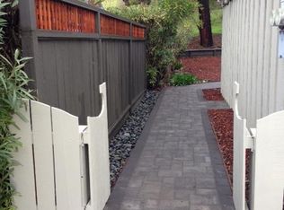 946 Happy Valley Ct, Lafayette, CA 94549