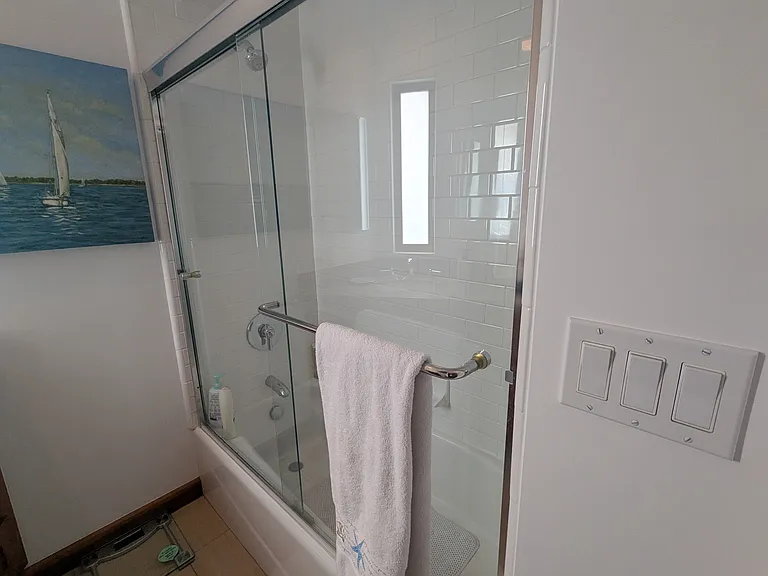 237 Highland Dr — Photo 16
