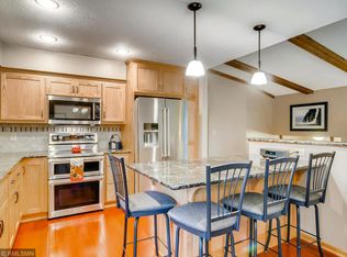 11350 Kerry St NW, Coon Rapids, MN 55433