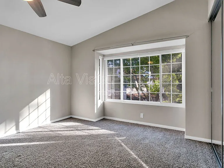 7960 Mission Vista Dr — Photo 34