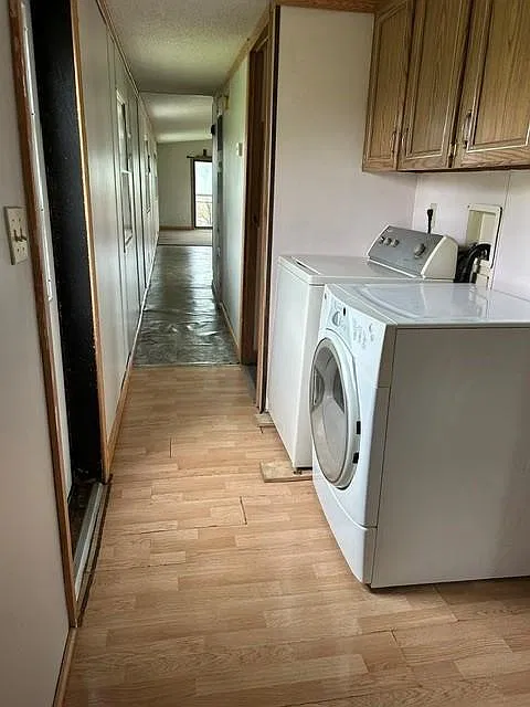3 bed, 2.0 bath, 420 sqft, $1,600 — Photo 3