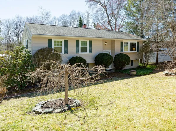 52 Tamarack Hill Dr. Drive, Poughkeepsie, NY 12603