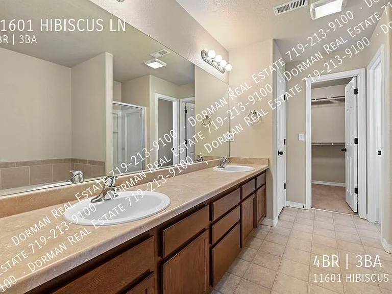 11601 Hibiscus Ln — Photo 17