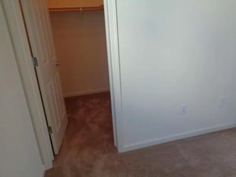 1053 S Burns Pl — Photo 7