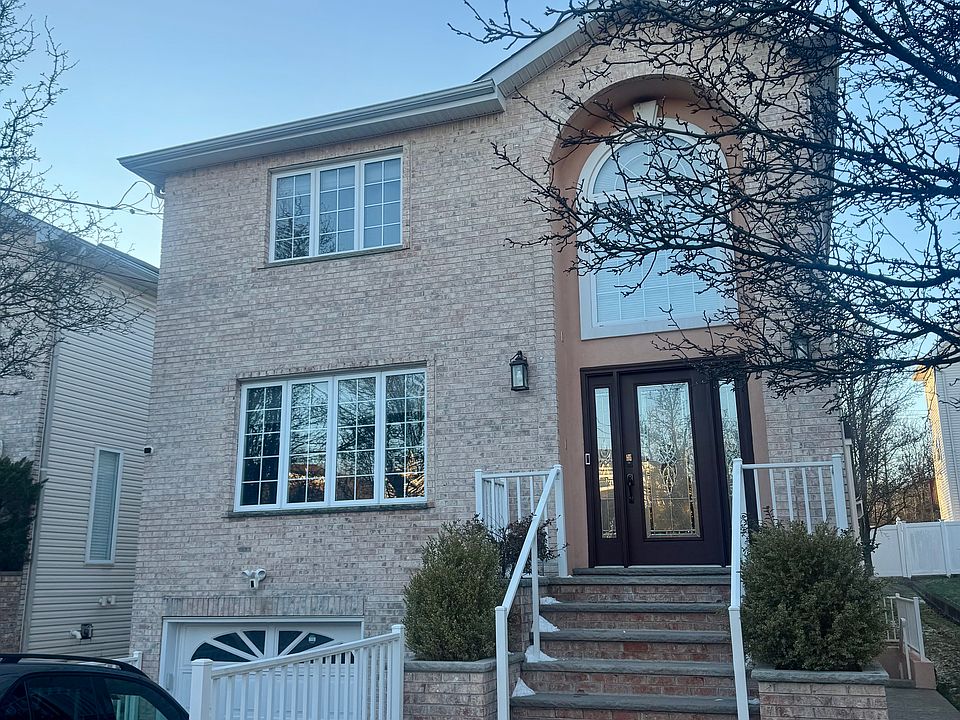 1st image of 106 Gladwin St #1