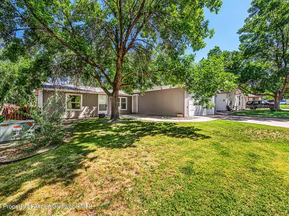 286 E Tamarack Cir, Parachute, CO 81635