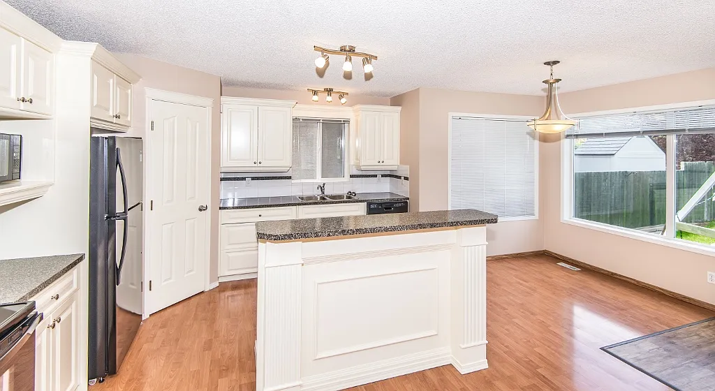111 Arbour Crest Rise NW — Photo 2