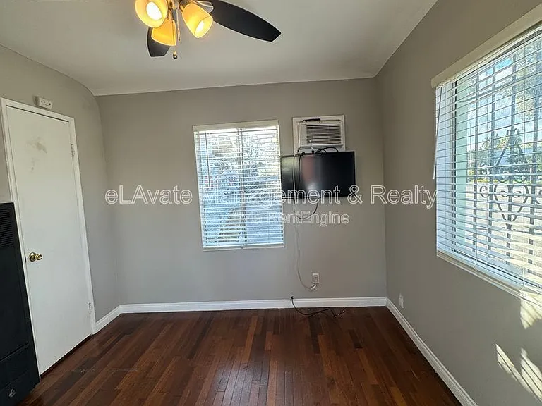 10822 Ventura Blvd #1 — Photo 5
