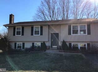 221 Austin Dr, Stafford, VA 22556