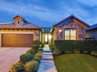 11330 N Via Napoli Dr, Fresno, CA