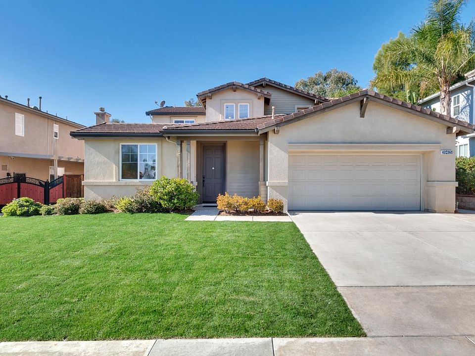 1st image of 39405 Tiburon Dr