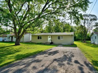 2243 Noble Ave, Flint, MI 48532