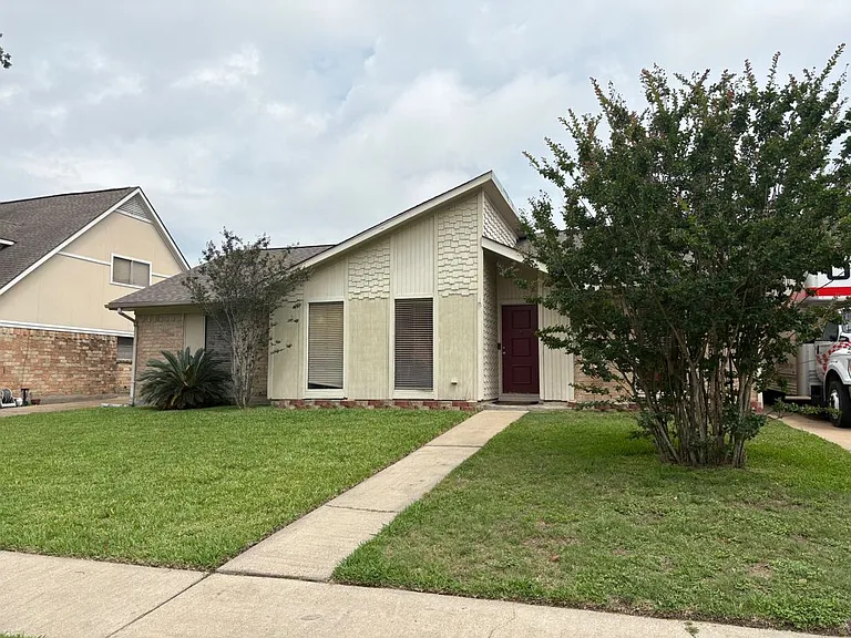 21430 Park Brook Dr — Photo 19