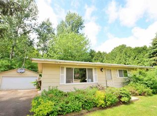 40 Appleby Cir, Mazomanie, WI 53560