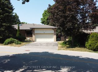 112 Citation Dr #B2, Toronto, ON M2K 1S7