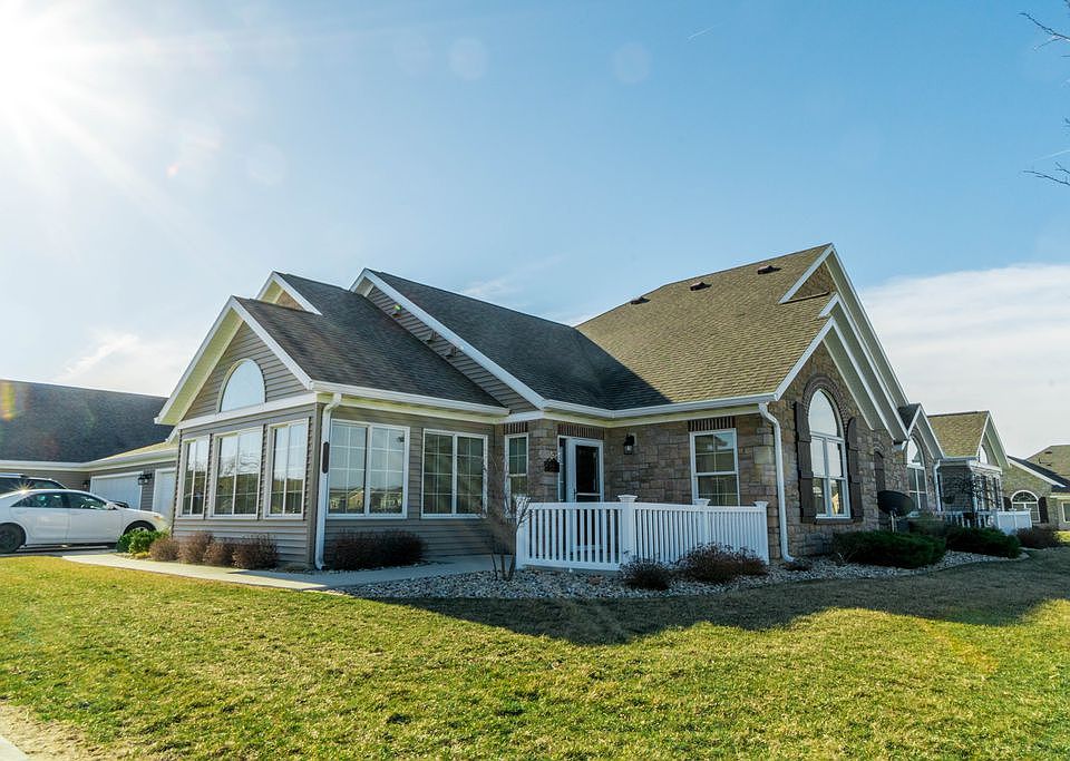 Abbey Plan Eisenach Village Waverly Ia 50677 Zillow