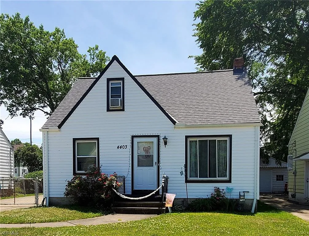 4403 Torrington Ave photo 1