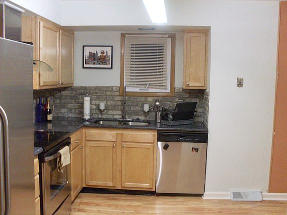 2nd image of 5365 E 134th St