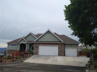 531 Wetzel St, Grand Coulee, WA 99133