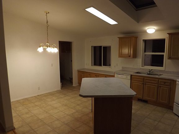5th image of 1326 W 15th St #1/2