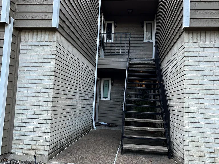 4444 Victory Dr #1302 — Photo 13