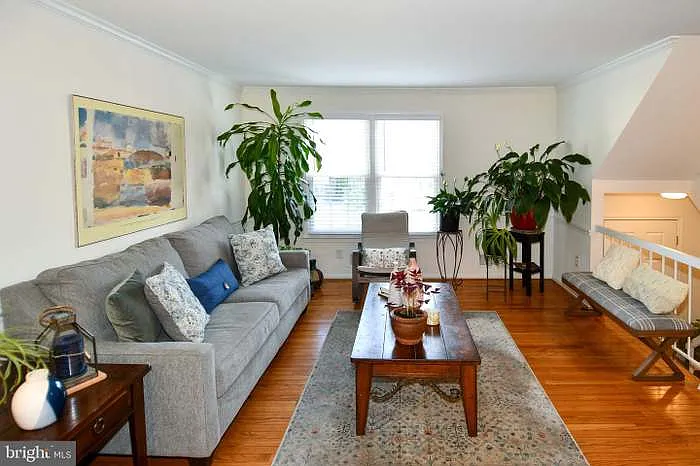 35 County Ct — Photo 11