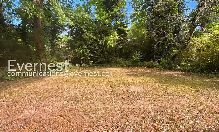 3227 Hobart Dr NW — Photo 20