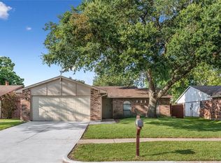 6725 Tara Dr, Richmond, TX 77469