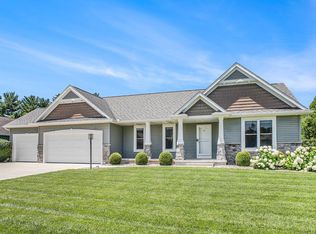 58109 Westleaf Manor Blvd, Elkhart, IN 46517