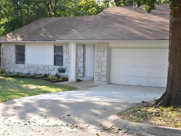 2930 W 62nd St S, Tulsa, OK 74132