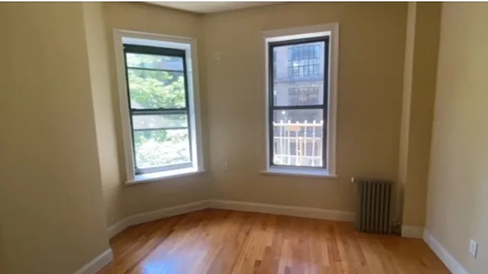 Rented by Manhattan Dwelling Corporation | media 18