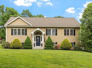 24 High St, North Brookfield, MA 01535
