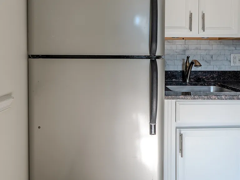 315 Evarts St NE #102 — Photo 10