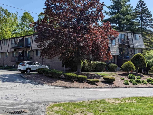 1 Silvestri Circle #7, Derry, NH 03038