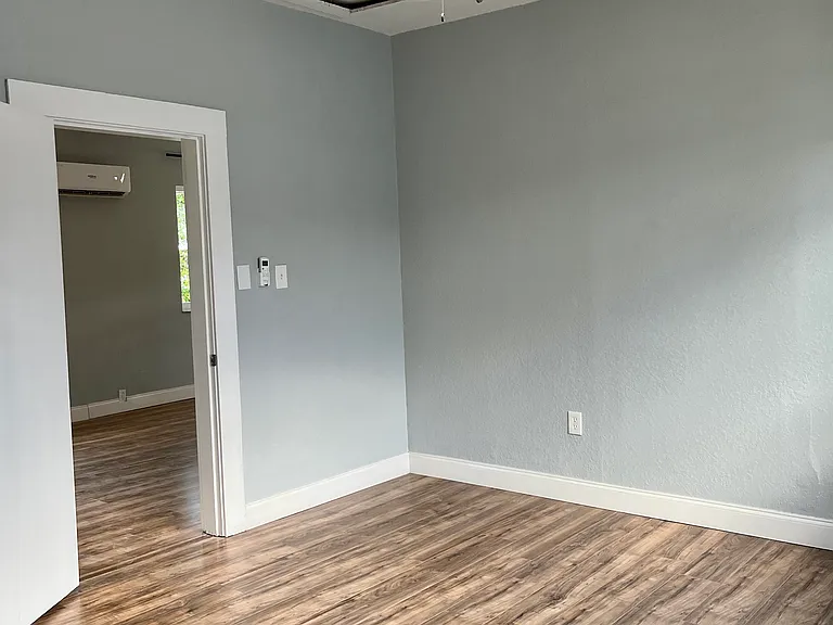 3007 Sanchez St #DOWNSTAIRS — Photo 9