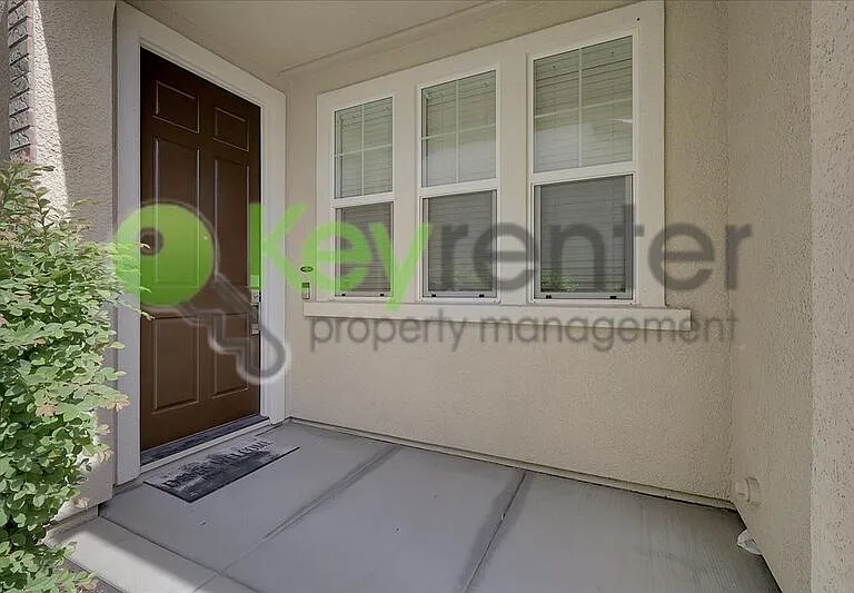 1104 Impressionist Loop — Photo 2