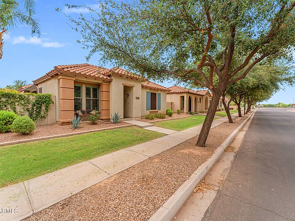 3rd image of 3548 S WREN Drive