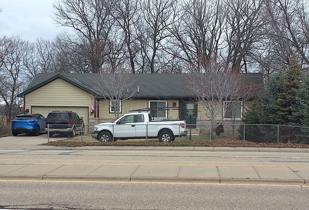 14526 Round Lake Blvd NW, Andover, MN 55304 | Zillow