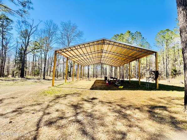 104 Mamie Mangum Rd, Florence, MS 39073