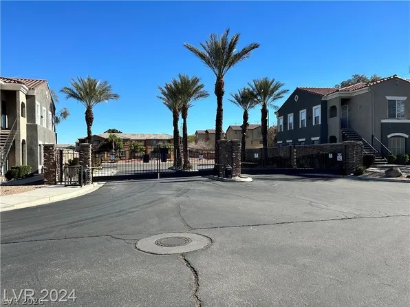 10245 S Maryland Pkwy Unit 201, Las Vegas, NV 89183
