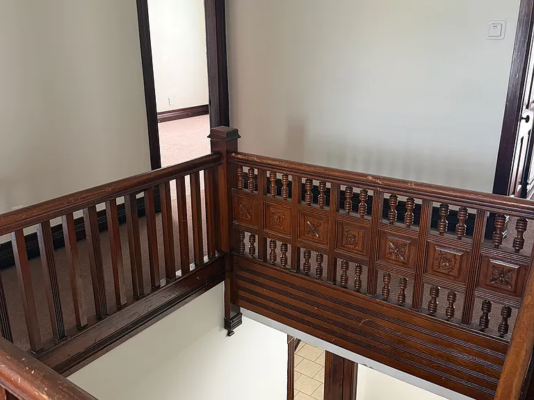 304 N Detroit St #1/2 — Photo 11
