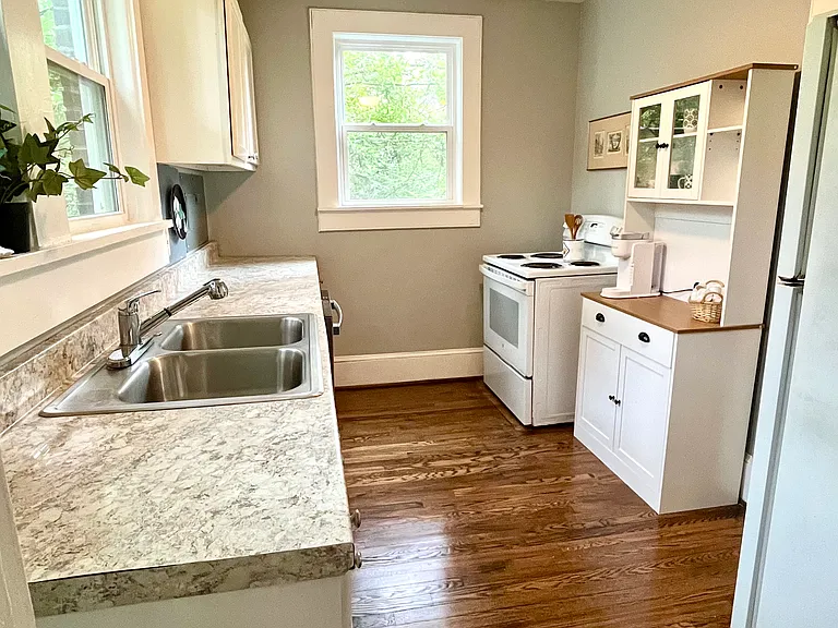 2220 Oceola St — Photo 14