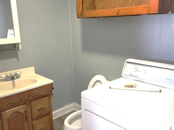 4th image of 319 N Hugh St