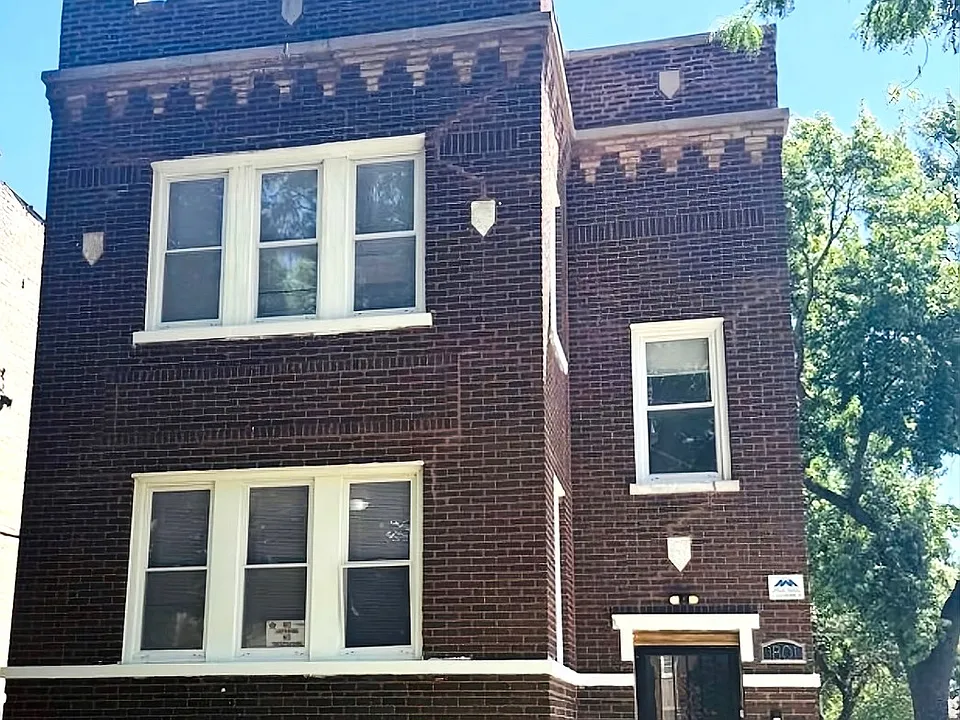 1801 N Lotus Ave #2