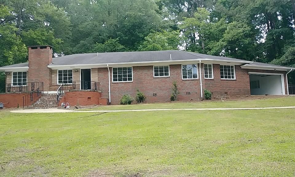 2nd image of 8905 Parkway E