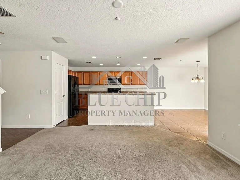 13800 Golden Russet Dr — Photo 8