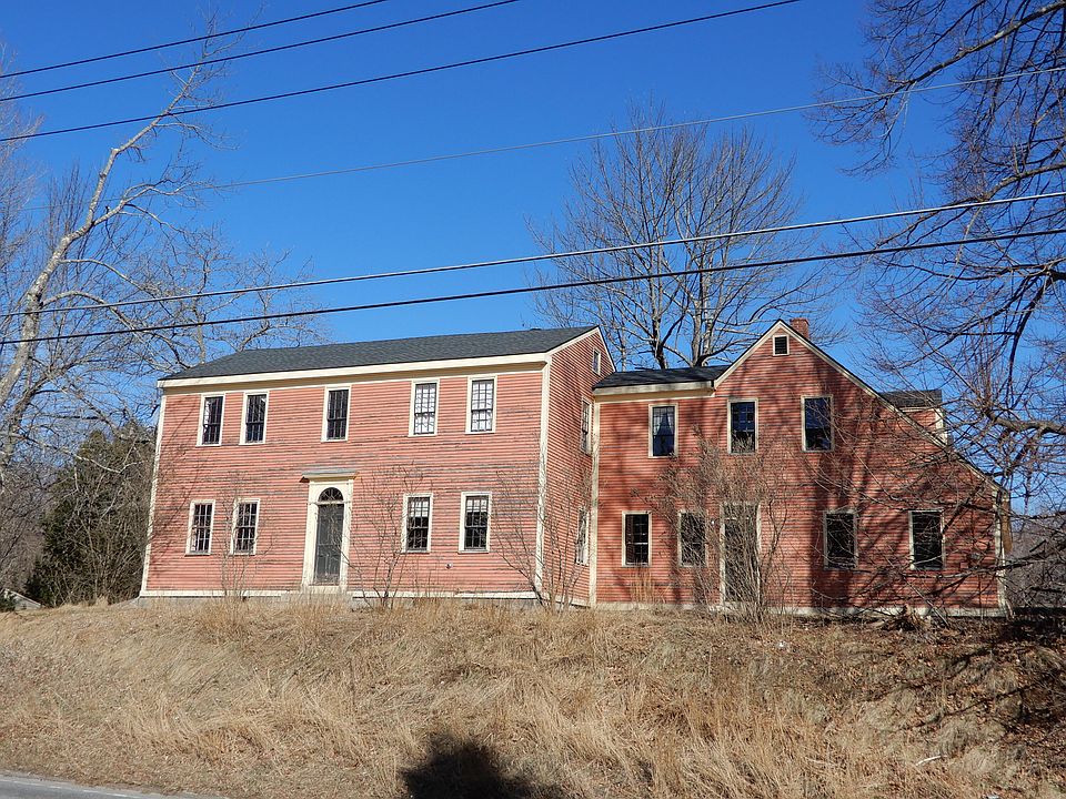 1st image of 310 Sokokis Avenue
