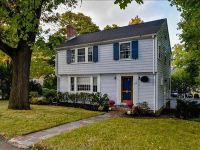 1214 Brook Rd, Milton, MA, 02186